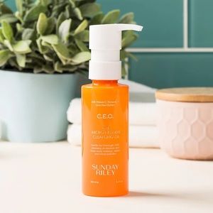 Sunday Riley Cleansing Oil